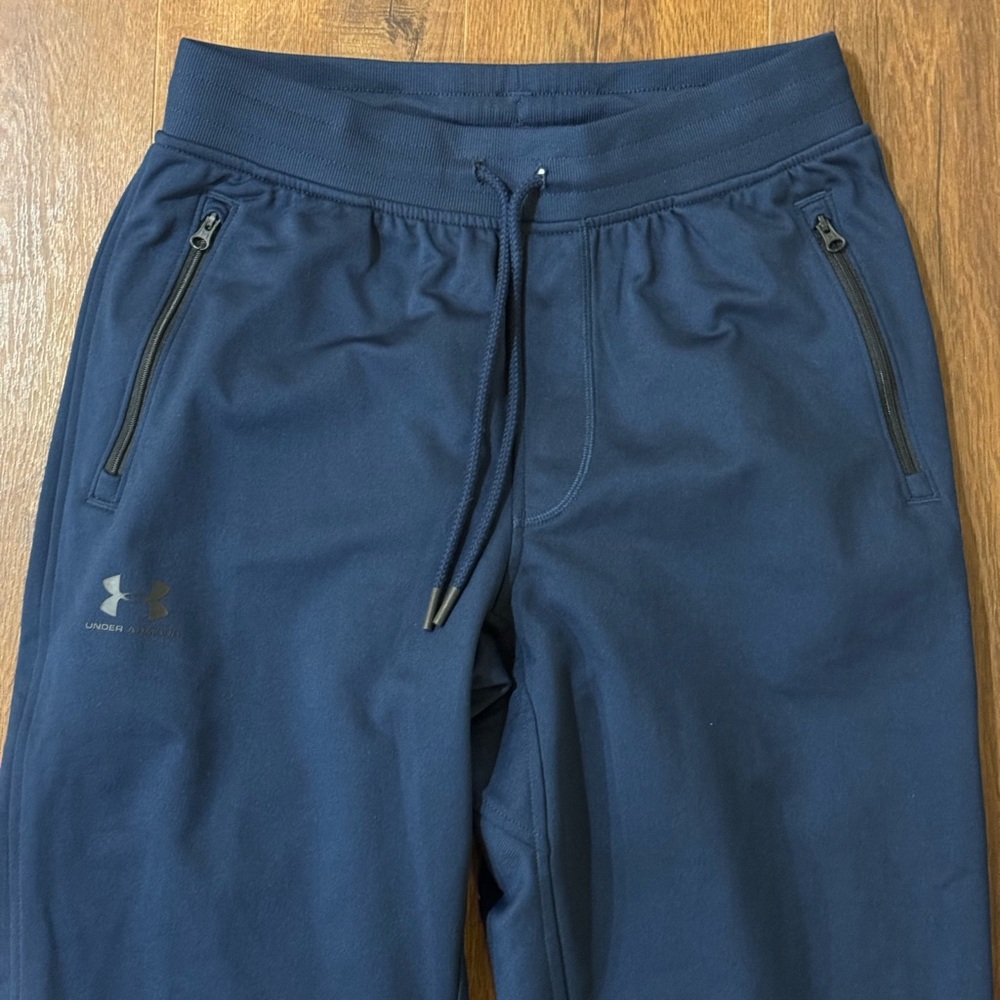 Men’s Under Armour ColdGear Joggers, Size M